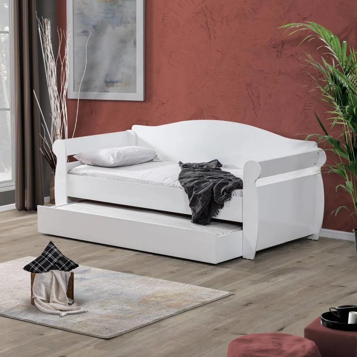 Taht Yavrulu Beyaz Karyola